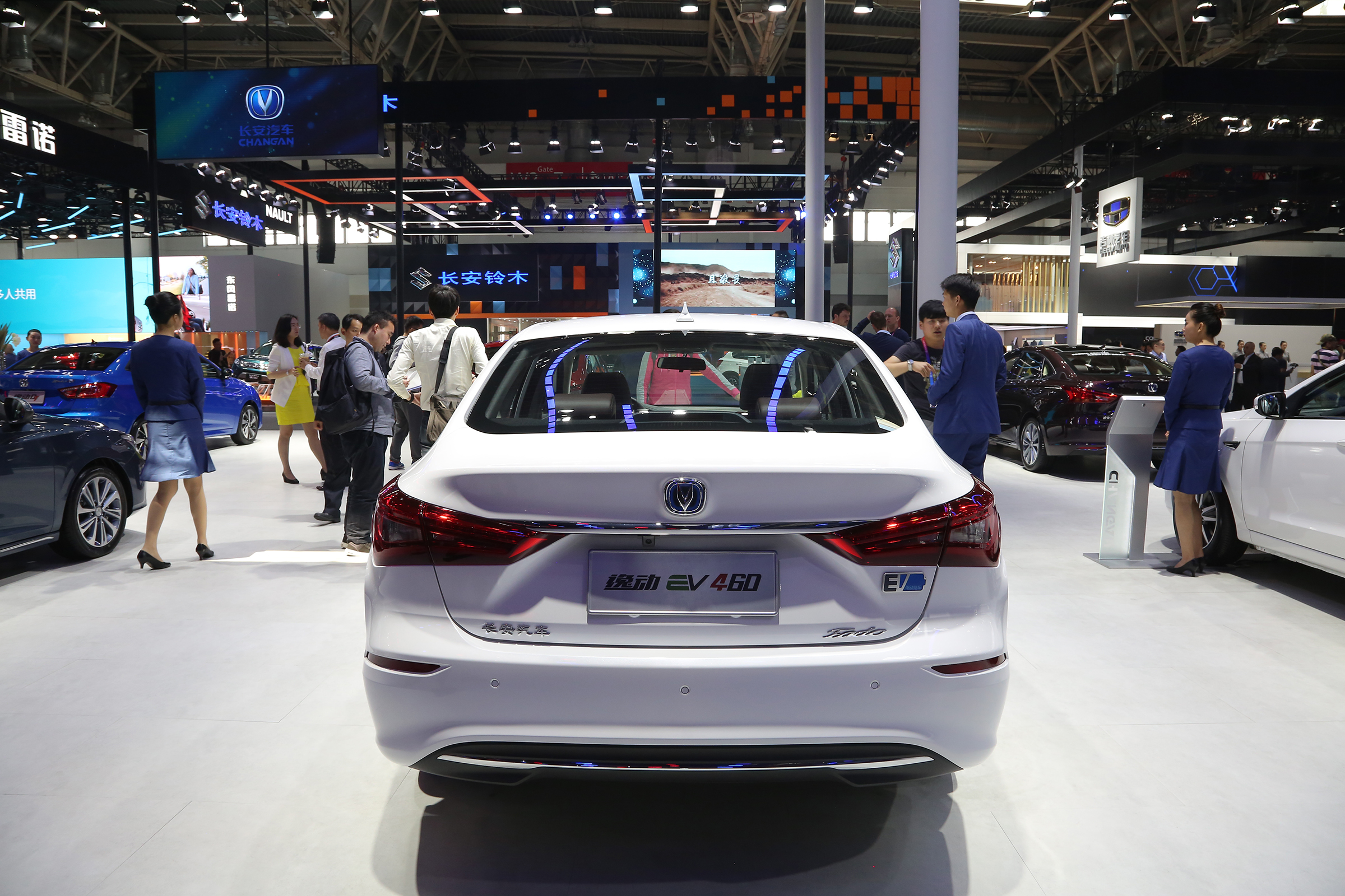 长安逸动ev460真实续航_逸动ev460能源车 - 阜阳汽车网