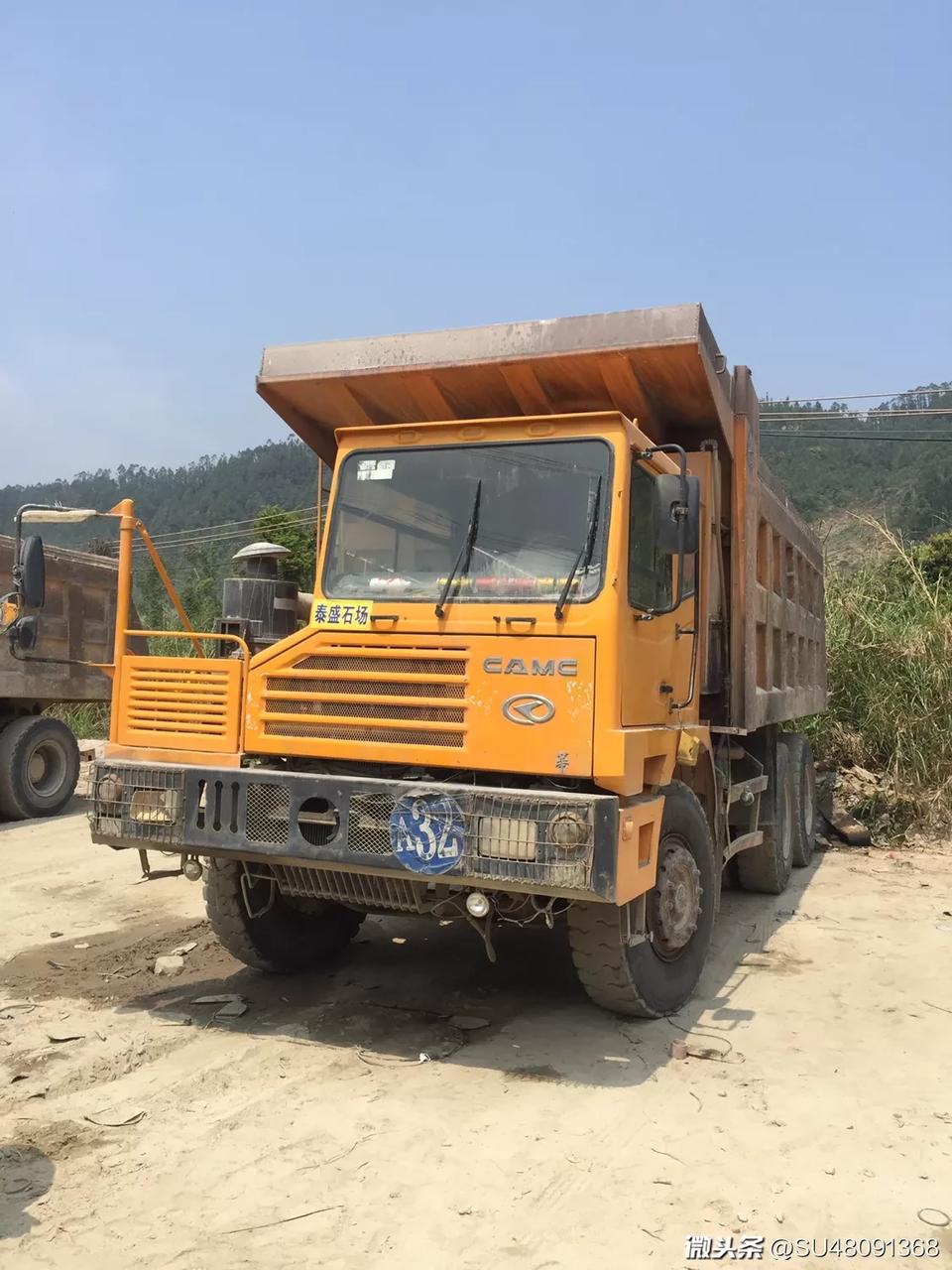 礦山利器，二手寬體自卸車出售，重汽陜汽宇通全都有