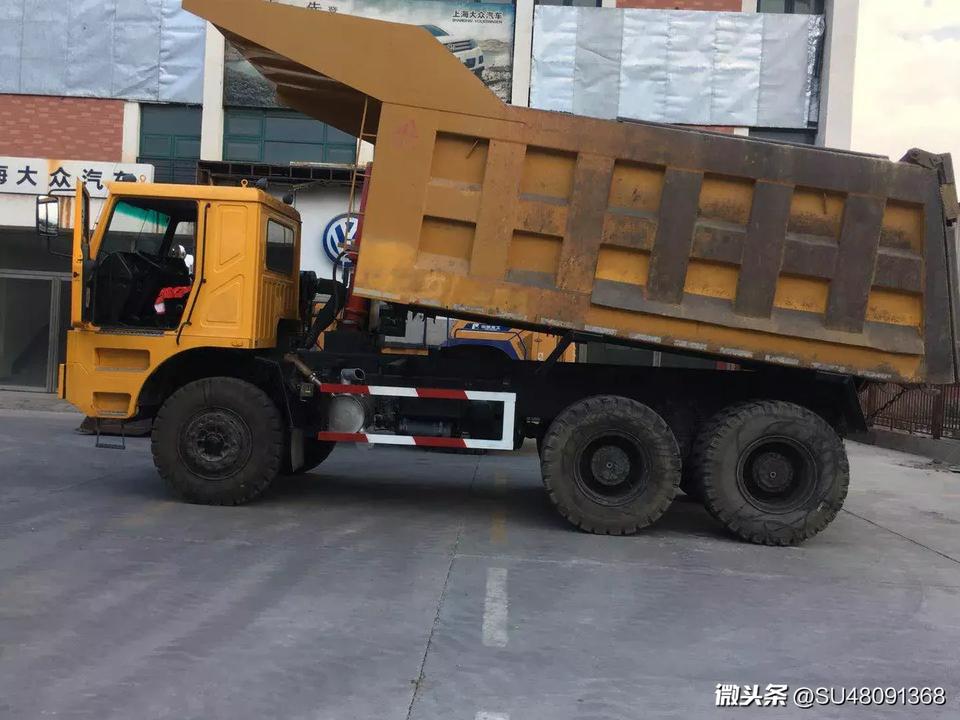 礦山利器，二手寬體自卸車出售，重汽陜汽宇通全都有
