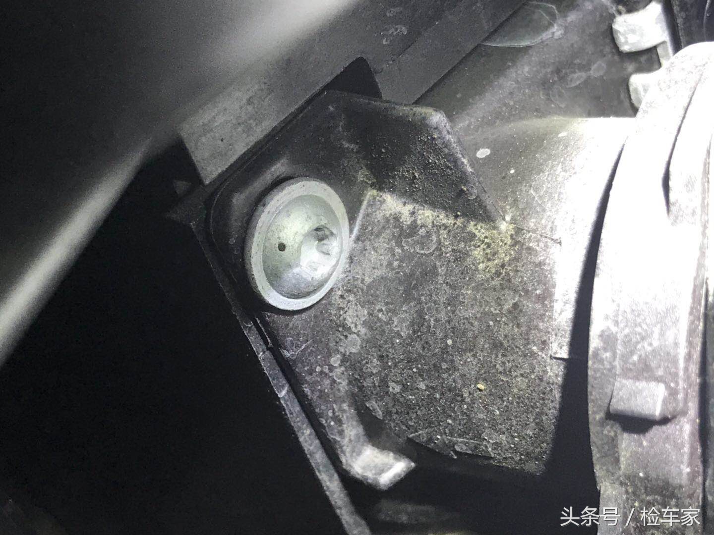 二手宝马525Li性价比超高，因为车主还不起贷款！