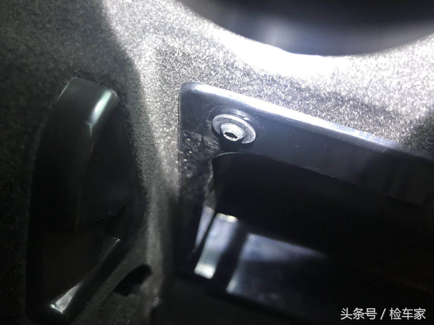 二手宝马525Li性价比超高，因为车主还不起贷款！