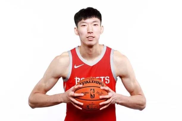 篮球运动员营养餐(NBA球星们的这份饮食清单，CBA的球员估计永远也做不到！)