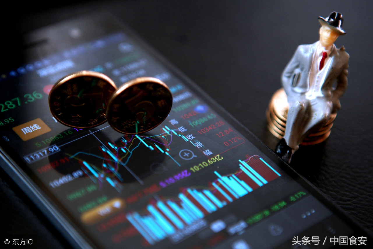 扫黑除恶：广东1村支书涉黑雇74名律师 检方167页判决书办出铁案