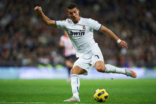 什么样是足球什么样是篮球（足球和篮球是两种完全不同的运动）