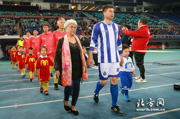 天津足协左树声（张效瑞两球左树声三兄弟登场 天津元老4：6国足）