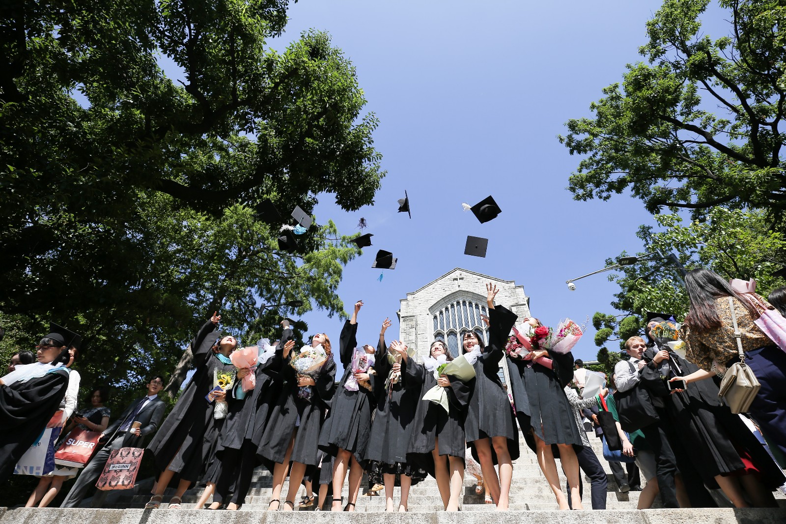 世界大学排名更新，清华大学获亚洲第一，还有谁被点名表扬了？