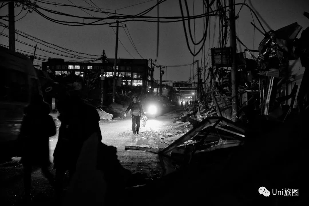 他2次摘得荷赛奖，究其一生将人的感情、命运融合在摄影中！