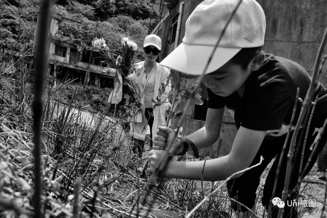 他2次摘得荷赛奖，究其一生将人的感情、命运融合在摄影中！