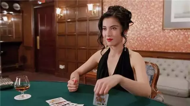 刘德华不用说,钟丽缇,李婉华,苑琼丹三位女星,关海山,廖启智,鲍汉琳