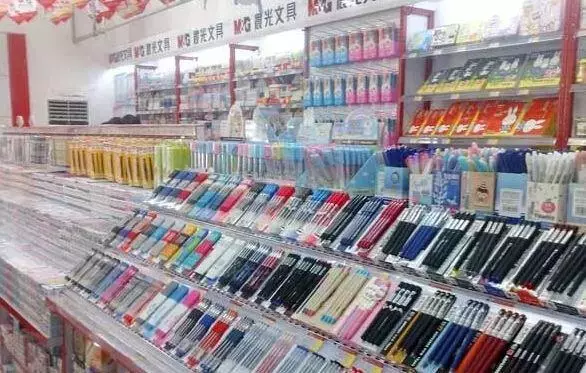 晨光2元钱的文具，一年卖出64亿！从代工厂到中国文具第一品牌
