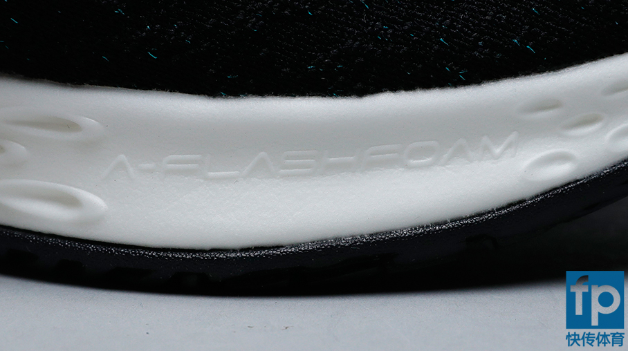 安踏最好的篮球鞋kt4（快传开箱｜ANTA KT4）