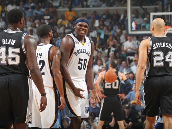nba球隊(duì)有哪些黑八奇跡（NBA歷史5大黑八奇跡：穆大叔成歷史首隊(duì)，最強(qiáng)小牛隊(duì)被勇士黑八）