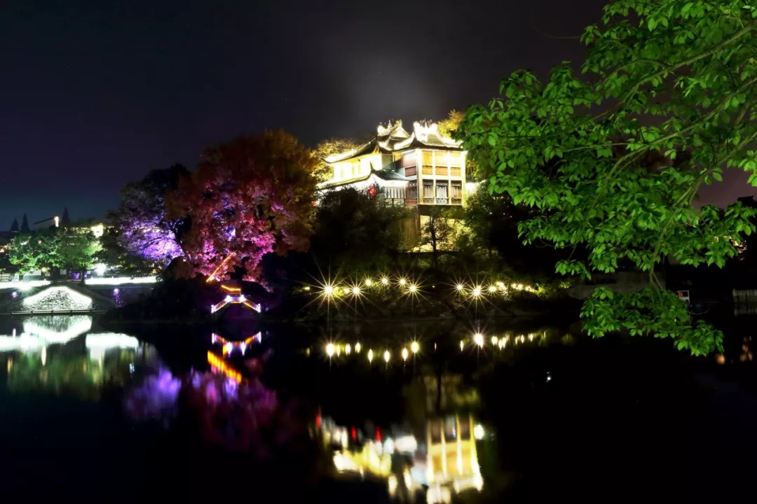 溪口夜景图片