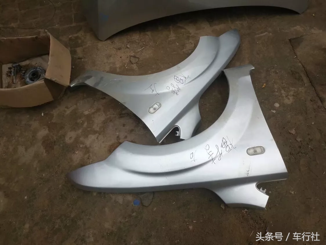 汽配人的一天（128）简简单单拆台车，老一代福特福克斯