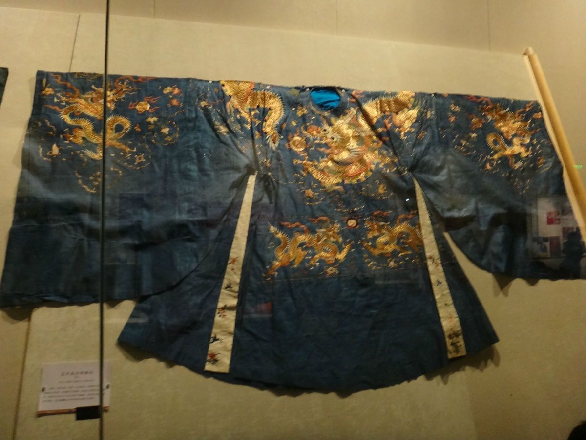 (ххх中国人在线视频观看)明朝赐服:龙袍,蟒袍,飞鱼服,斗牛服,麒麟