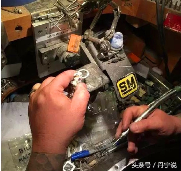 著名克罗心创始人是他徒弟，美国高端手工银饰品牌BWL