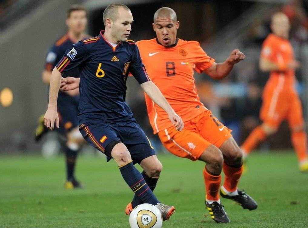 2010年南非世界杯决赛视频（2010南非世界杯经典之-伊涅斯塔绝杀荷兰）