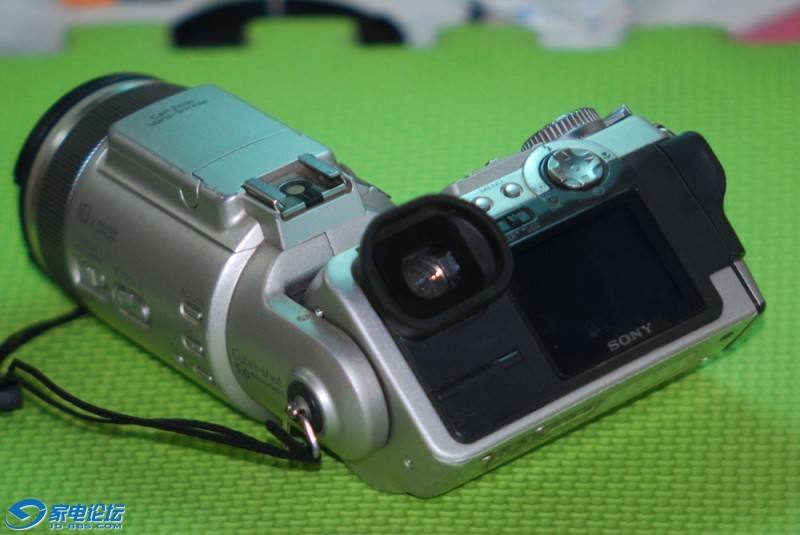 索尼dsc-f717「经典老机」