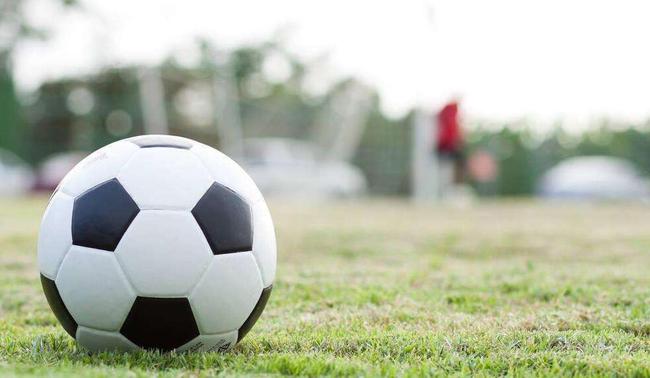 平局大师再刷新纪录（五星冷刀单挑平局单日擒5.8倍回报 阿哲豪取10连红）-华海博客