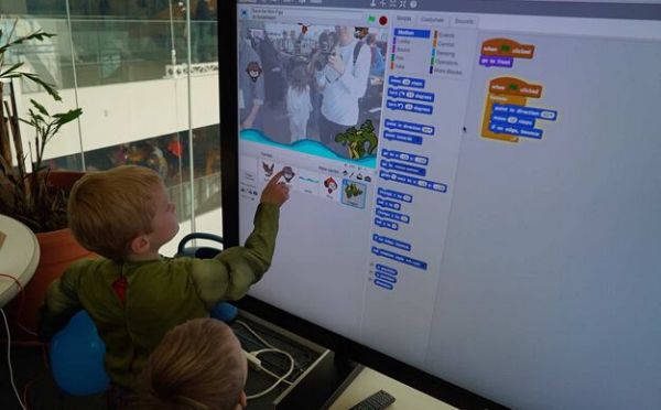 手把手教你3步自学入门少儿编程，比奥数更激发思考，孩子很喜欢