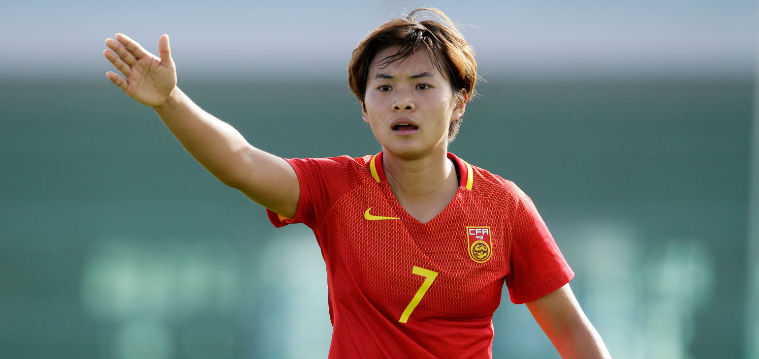 中国女足球星,目前在巴黎圣日耳曼效力的王霜接受了亚足联官网采访,她