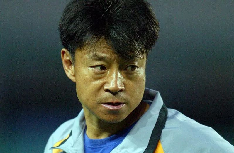 足球运动员李勇(李华筠:别人一线队投一亿就拿两三千万做青训,中国