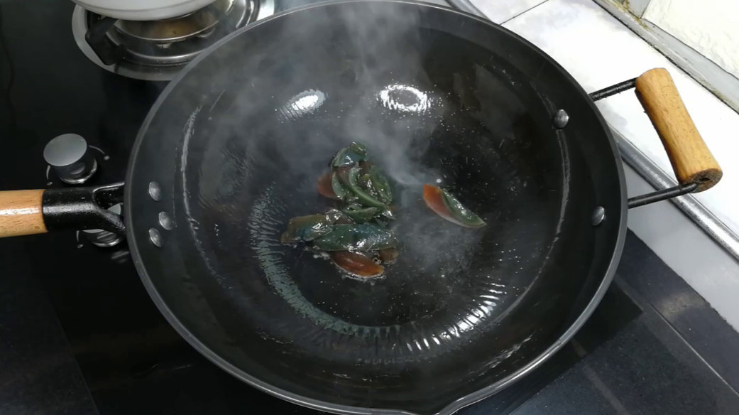 青瓜皮蛋湯,青瓜皮蛋湯的做法
