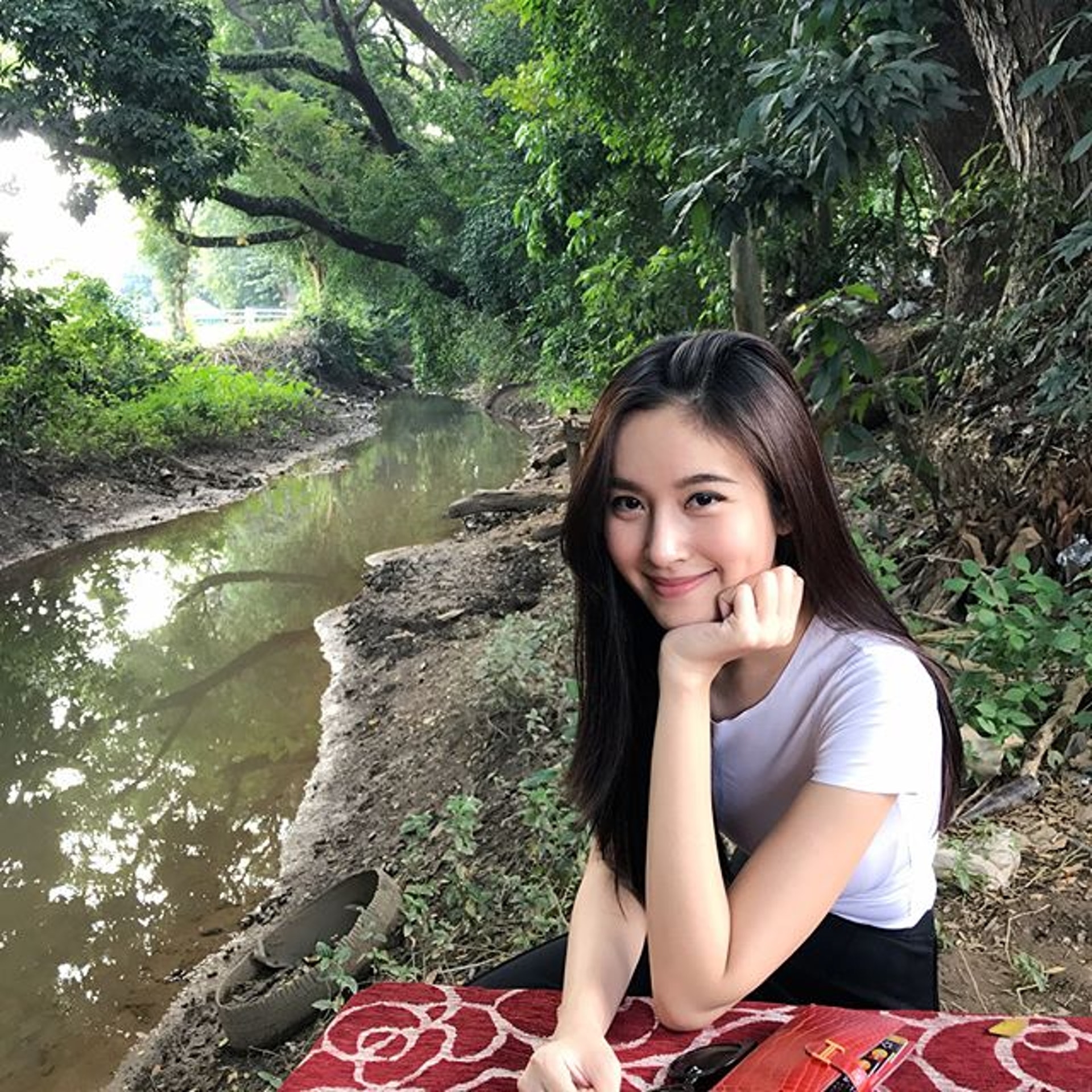 泰国最美变性人poy近日回到老家布吉过九皇斋节「多图」