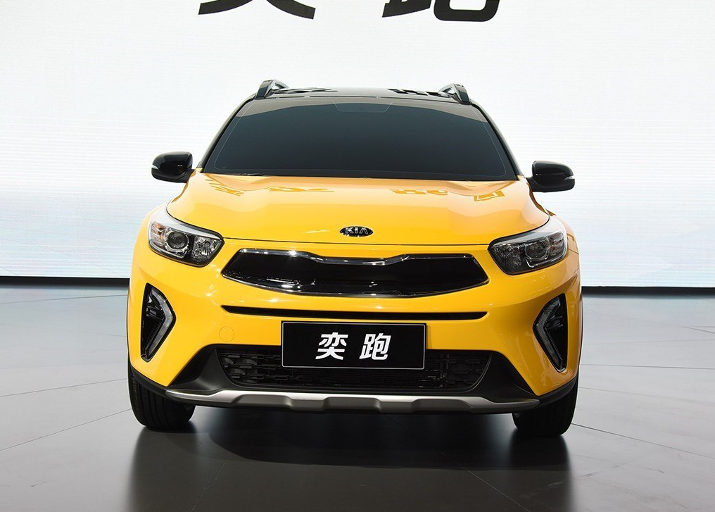 东风悦达起亚奕跑,是一款专门为年轻人打造的小型suv车型,它与同门