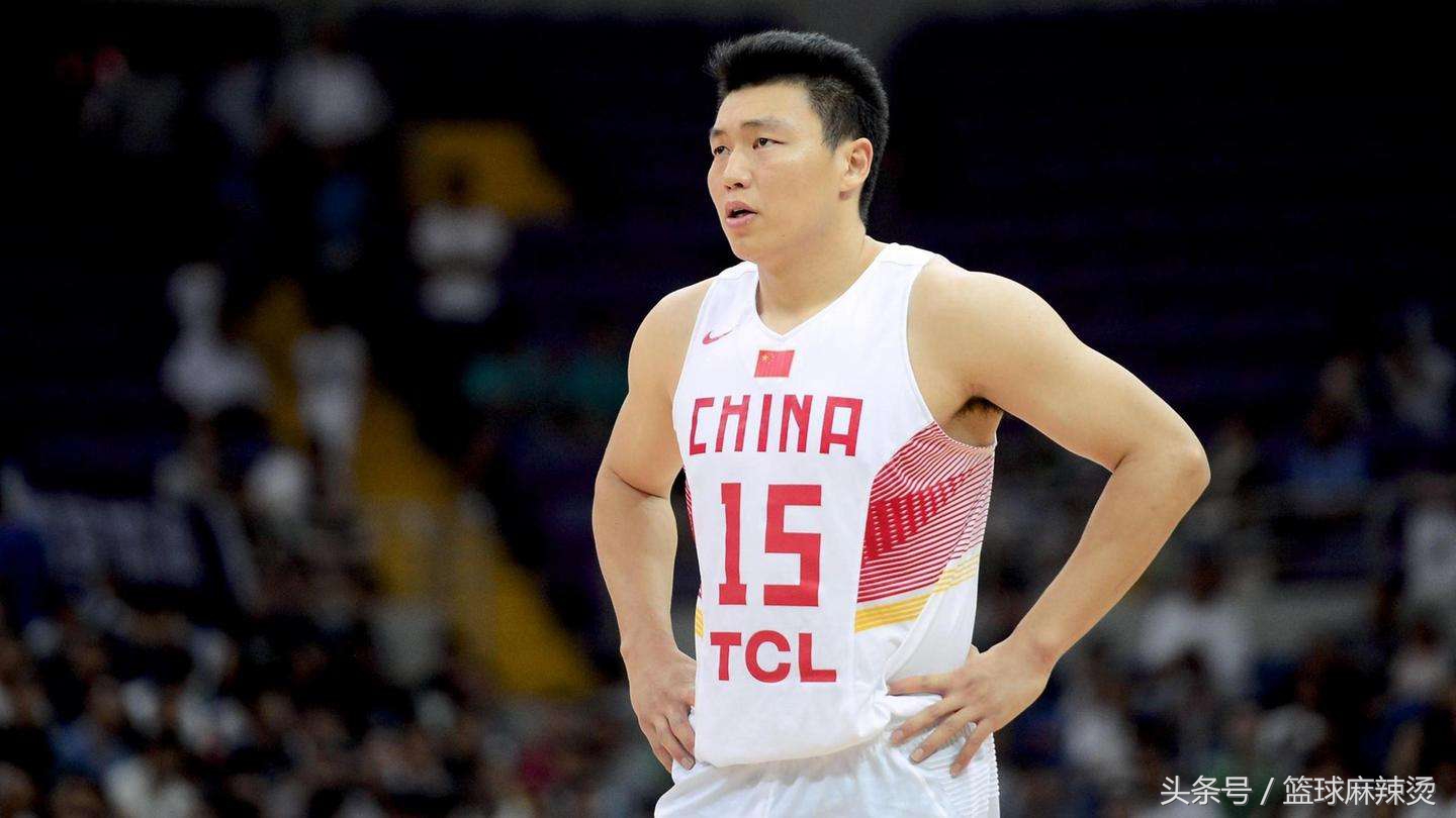 李根为什么去不了nba(被称为亚洲詹姆斯的李根，为什么背打克莱都打不动？)