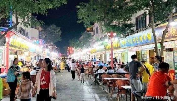 敦煌，是大漠尽头的风月，是丝绸路上的千年故事！