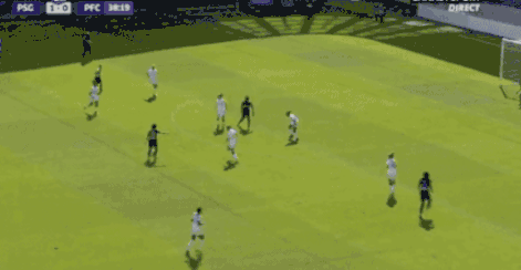 为什么中国足球能打进欧冠（中国球员欧冠首球达成！她来告诉你什么是“技术扶贫”！）