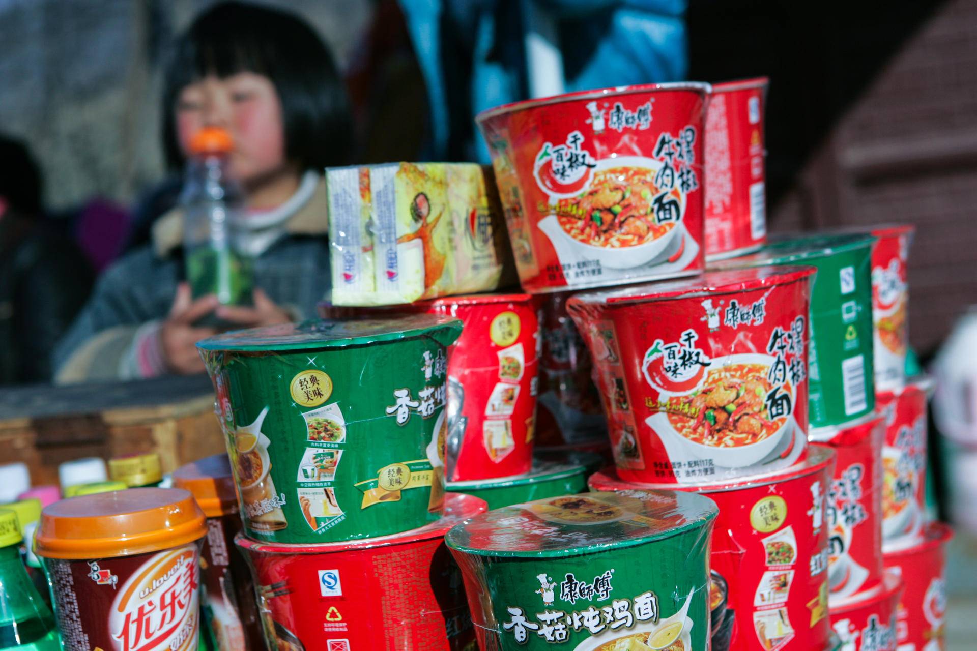 康师傅统一齐涨价,网红方便面已经30元一碗了