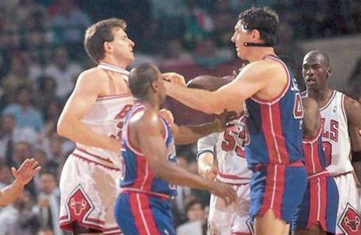 nba中哪些球员喜欢硬碰硬（盘点NBA史上十大干架高手，第一惨无人道）