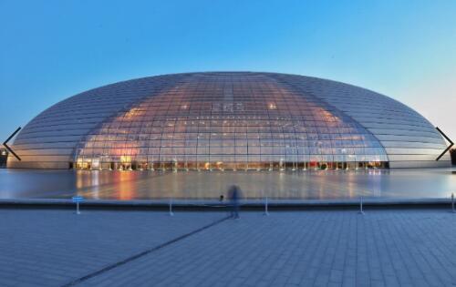 国家大剧院为何用了安德鲁的设计