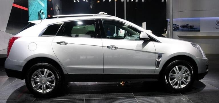 20万选SUV，是标杆14年汉兰达还是豪华品牌13年凯迪拉克SRX