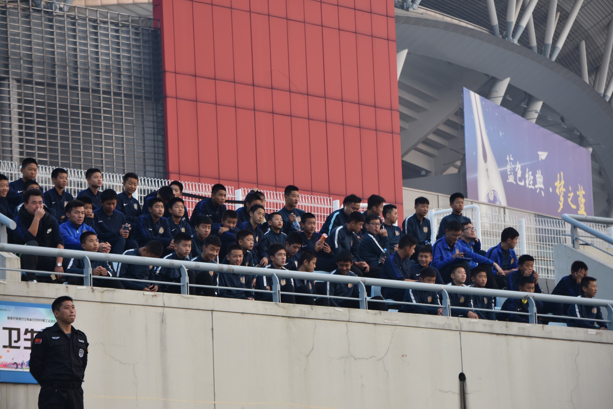 中超蘇寧王什么琪（蘇寧小將｜蘇寧U19一球小勝權健 隊長王楚淇領跑射手榜！）