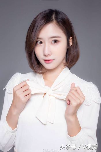 李妍《三里屯的朋友圈》中淘宝店主.