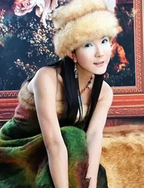 咪娜穆吒(世界10大变性美女 中国10大变性美女！)