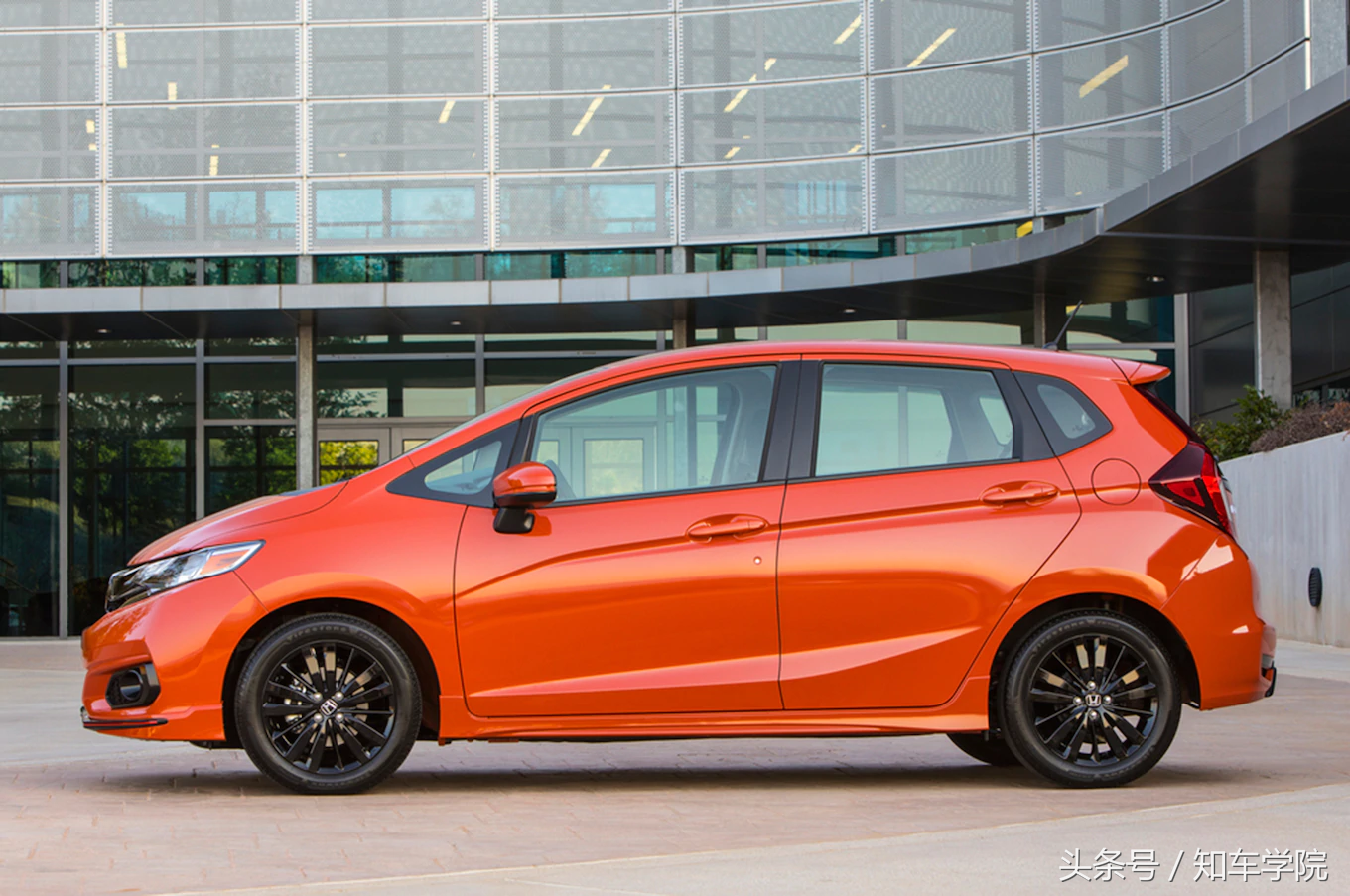 汽车本田飞度新款上市本田新飞度2020