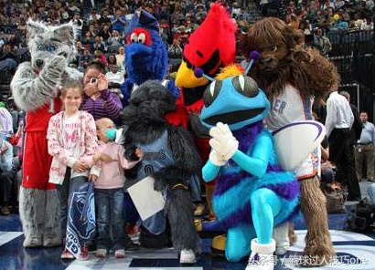 nba吉祥物为什么不能露脸（NBA吉祥物的8个故事：一年能挣20万，鹈鹕吉祥物被勒令“整容”）