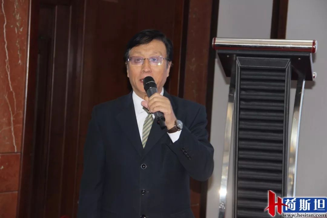 牧草供應(yīng)全球短缺 進(jìn)口不停 中美西澳草人牛人暢聊牧場配方調(diào)整