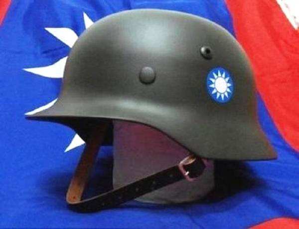 日军自制的98式钢盔,对比中国士兵的m35型头盔,只会黯然失色