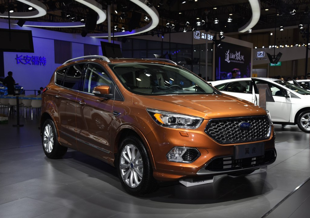 前脸精致感大增 配10寸中央大屏 全新福特翼虎11月上市