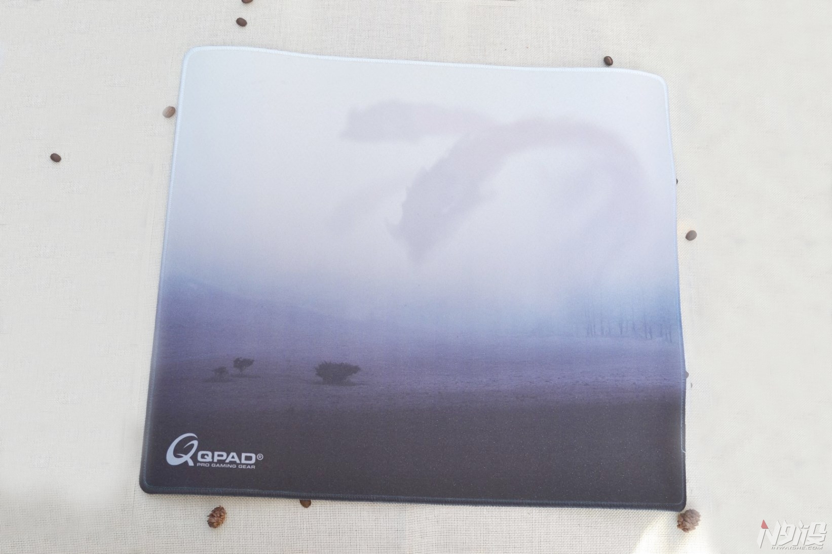 玩鼠有垫格物致知——QPAD WA-45 鼠标垫试用