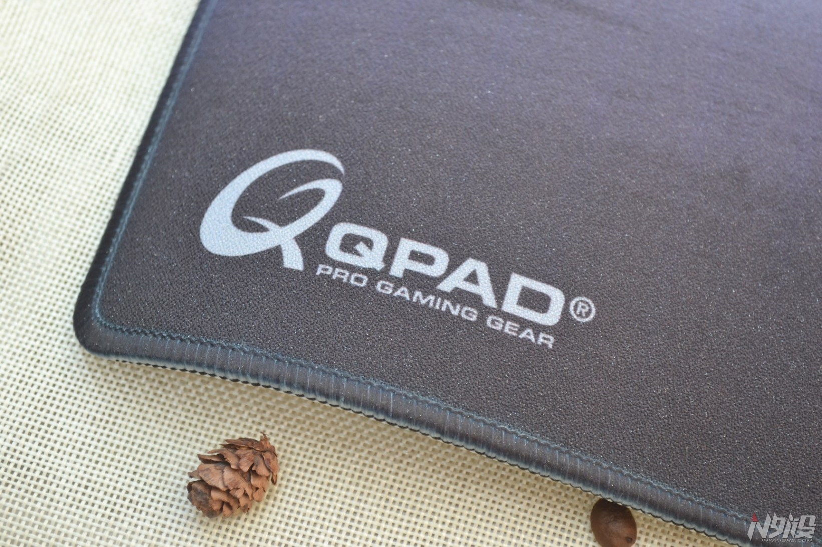 玩鼠有垫格物致知——QPAD WA-45 鼠标垫试用