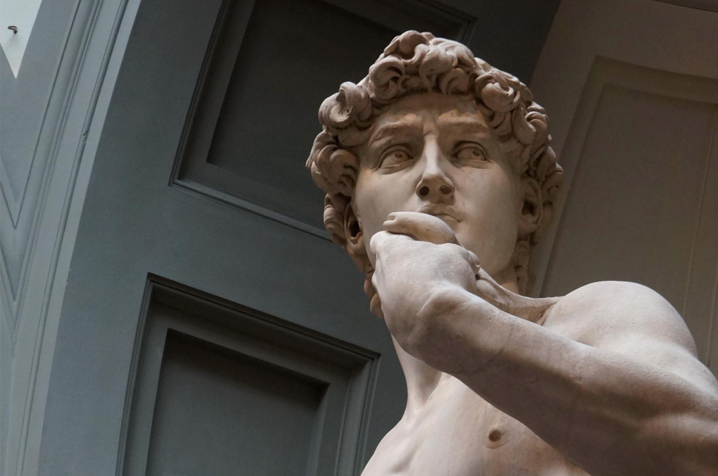 今天来说米开朗基罗传,讲述他的趣事,达芬奇因为嫉妒和他交恶