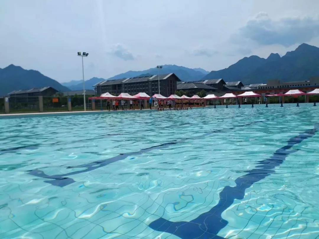 坐拥空调宿舍、电影院、游泳池，还紧邻地铁！陕西这所高校厉害了