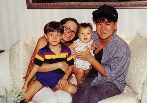 周华健:用12年逆袭,26岁闪婚裸婚,34岁儿女双全,十分幸福