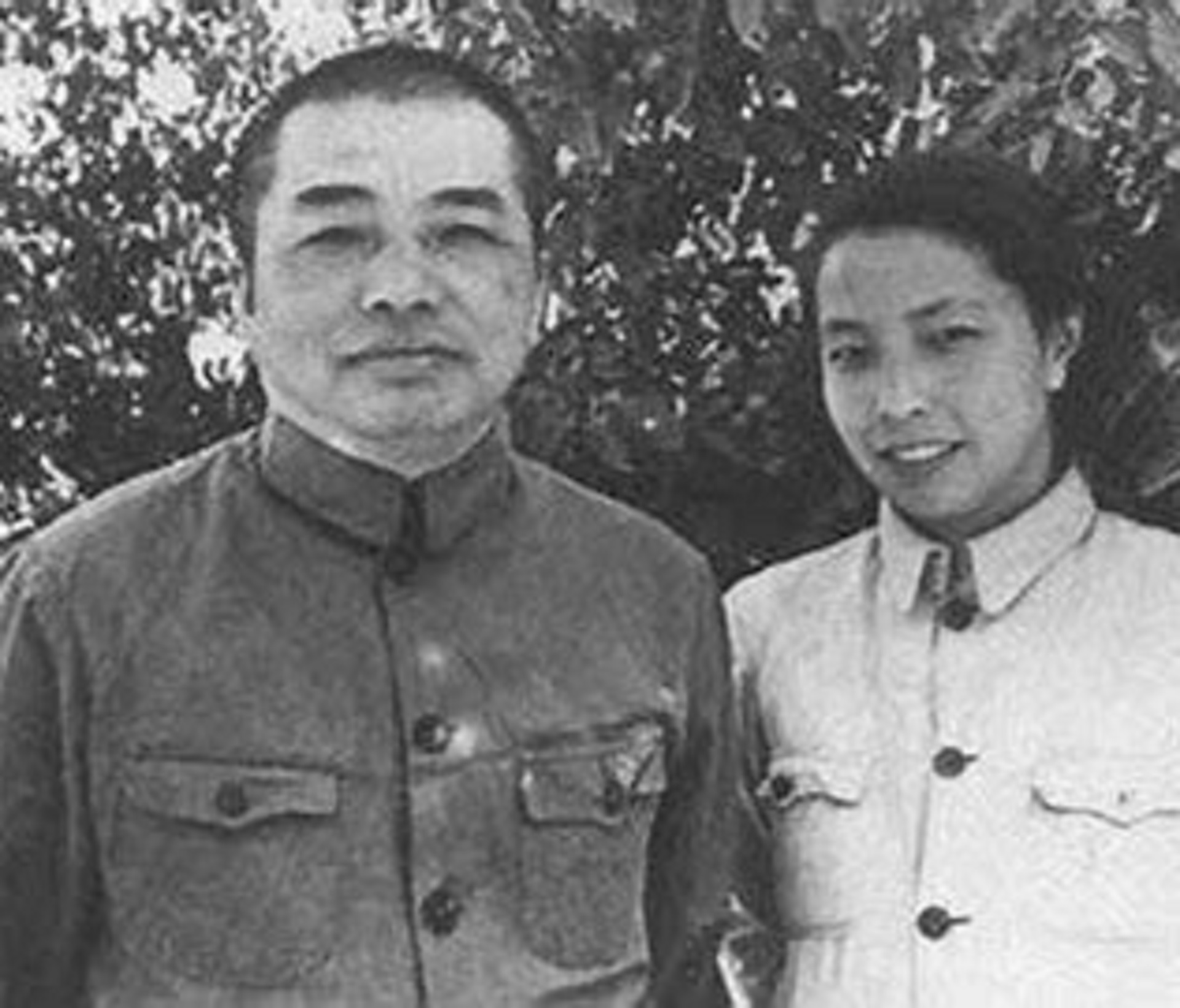 1974年，彭德怀去世，他没有子女，留下的4.8万余元都分给了谁？